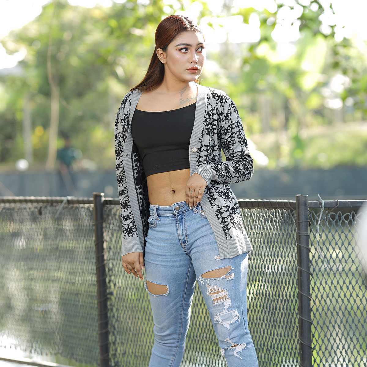 Women’s Grey & Black Printed Knit Cardigan - Image 3