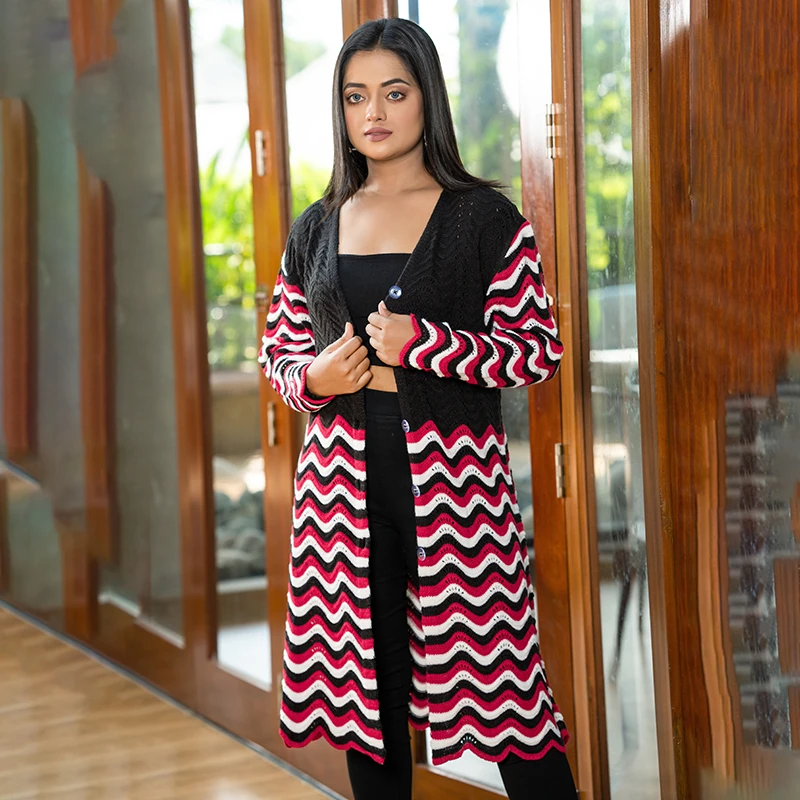 Wave Chic Long Knit Cardigan - Image 4