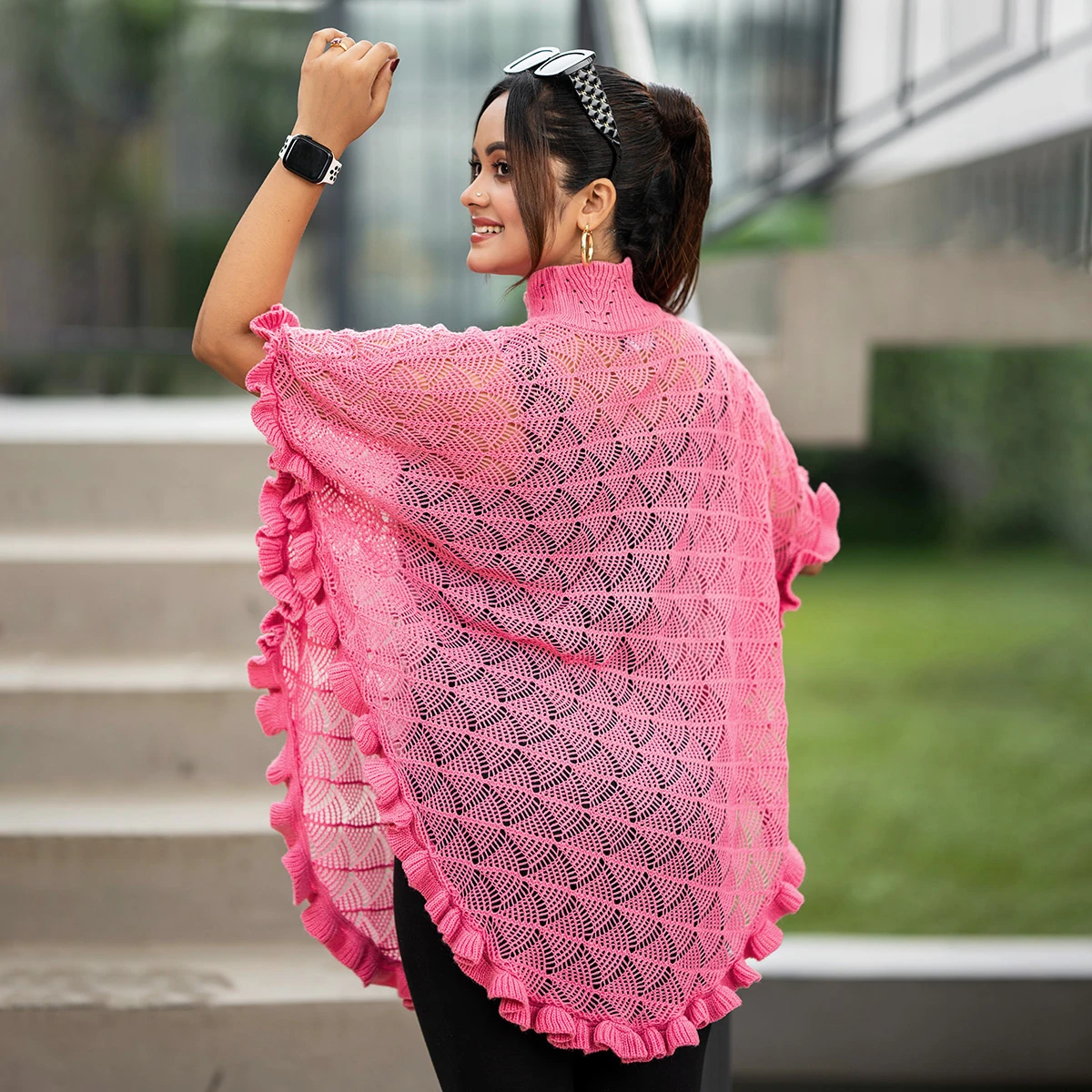 Elegant Pink Knit Poncho for Women - Image 3