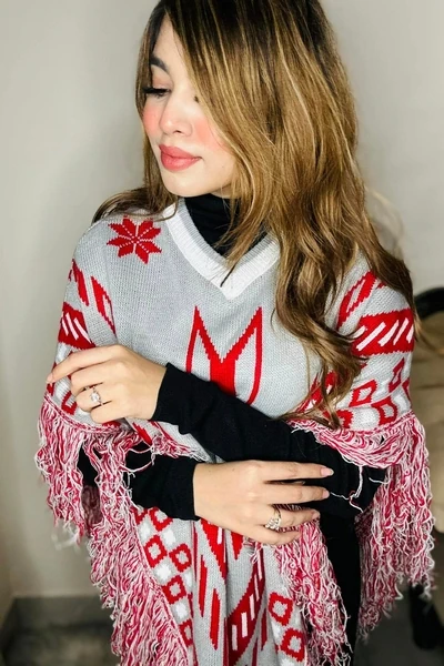 Women's Grey & Red Winter Poncho - Image 5